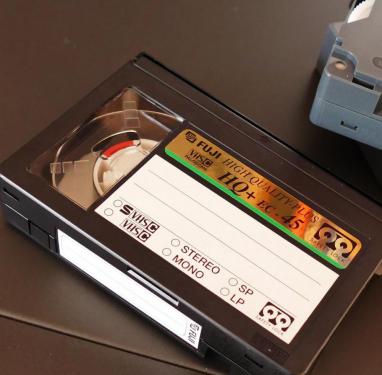 Оцифровка фотопленок и видеокасет